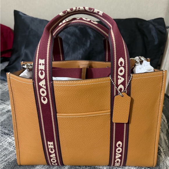Coach Tan and Burgundy Leather Bag - Picture 3 of 5